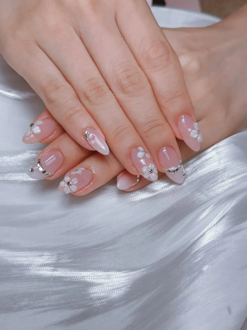 ネイル W·mai nail 関内のネイルデザイン