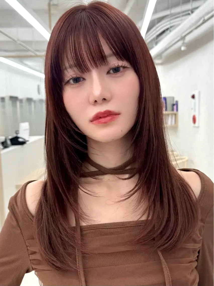 ロング 韓国風ヘア レイヤーカット ロング 小顔カット カット 三鷹で1番ショート ボブをカットする新谷のヘアスタイル