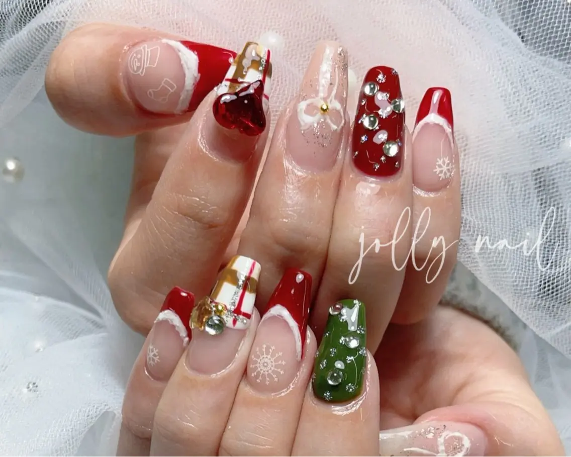 ネイル ハンドネイル Jolly チップ長さだしのネイルデザイン