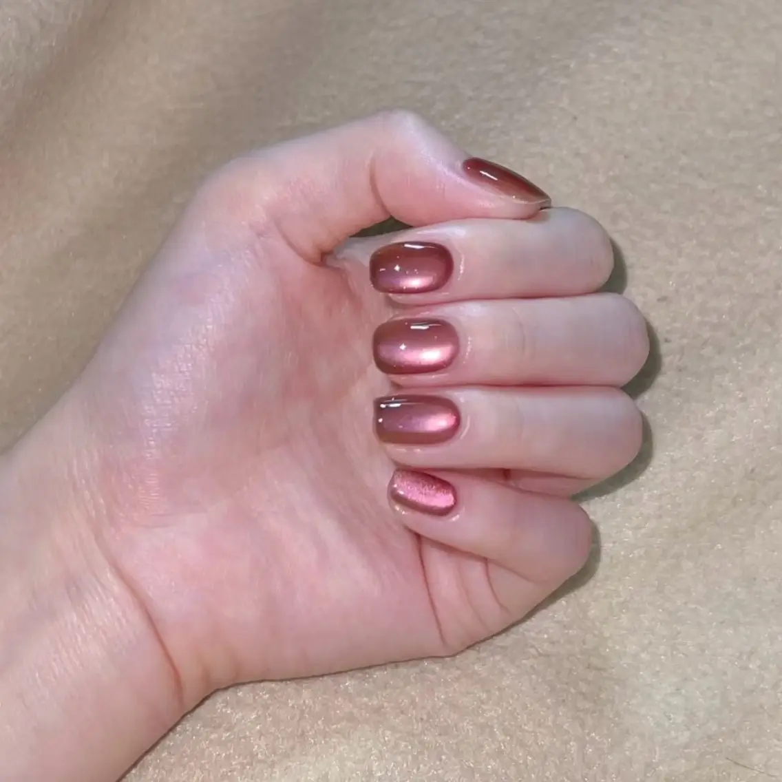 ネイル ハンドネイル ユリ 💕のネイルデザイン