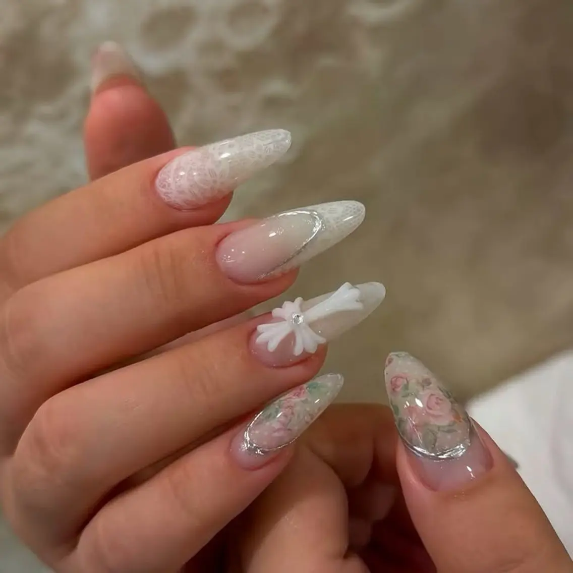 ネイル 水色 マグネットネイル ニュアンスネイル オフィスネイル ワンカラーネイル ハンドネイル Squen Nail shinjukuのネイルデザイン