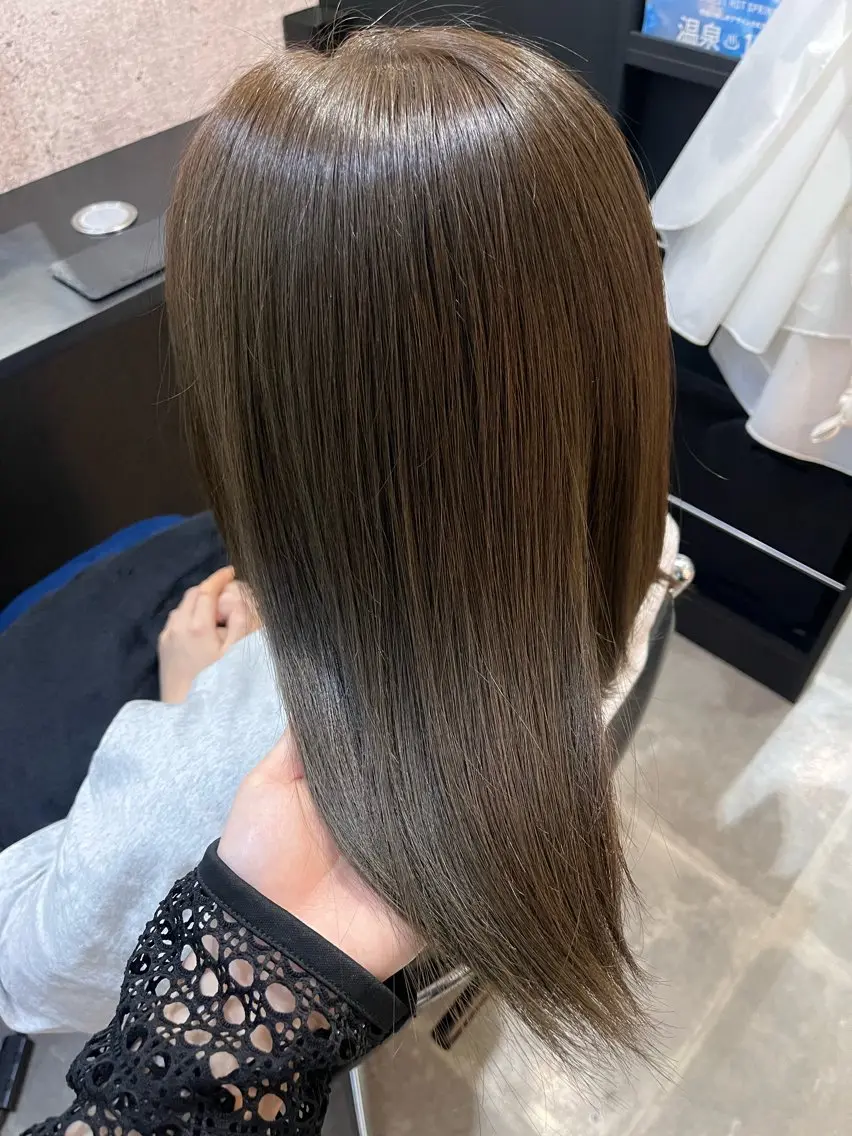 ミディアム トリートメント ヘアカラー トリートメント ﾐﾕ Day&Nightのヘアスタイル