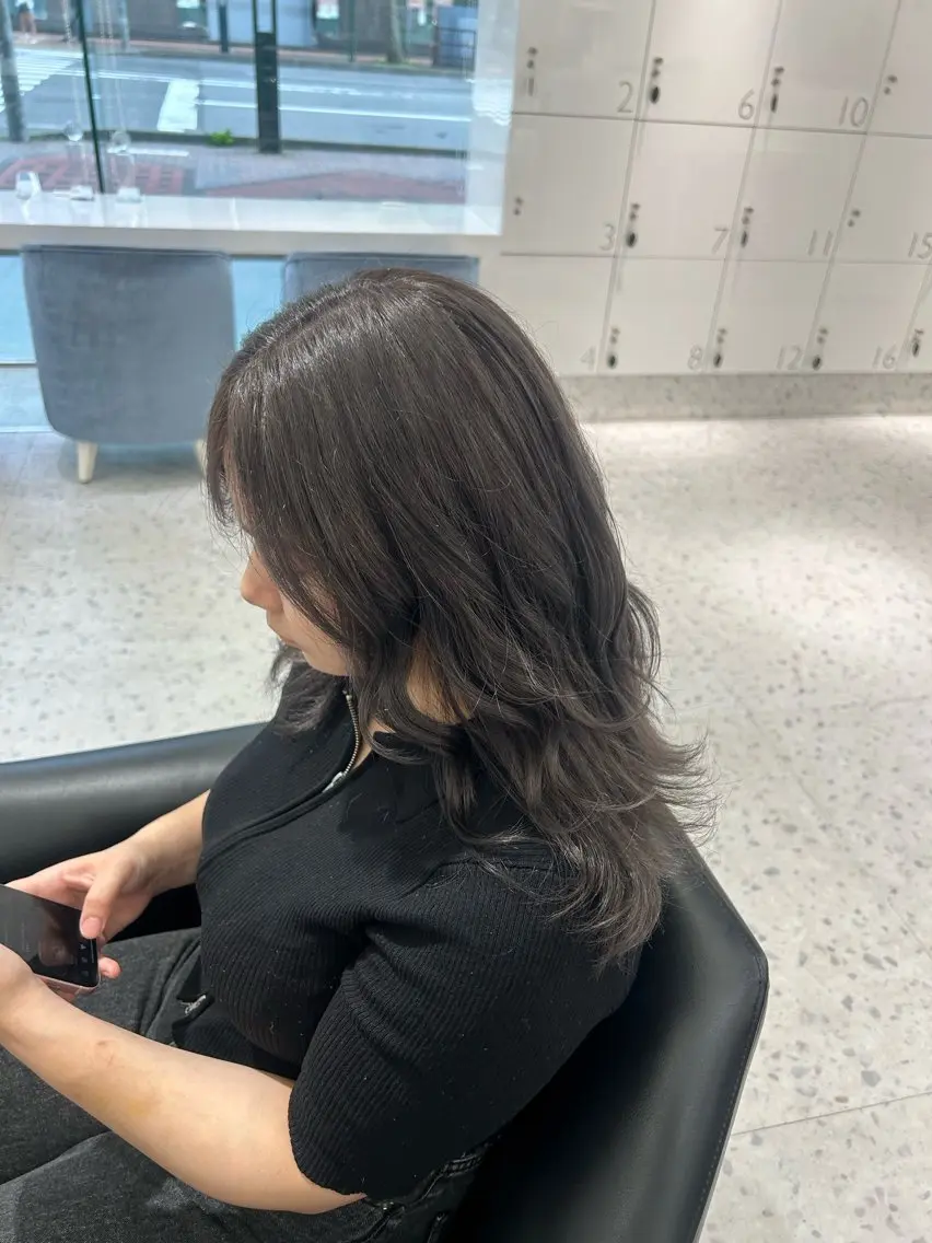 セミロング カラー 𝐑𝐈𝐎ྀིのヘアスタイル