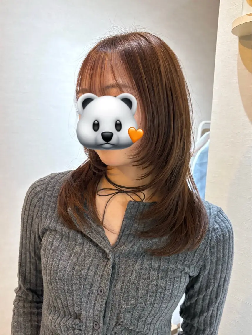 ミディアム レイヤーカット カット ヘアカラー 艶感カラー🫧三浦 衣織のヘアスタイル