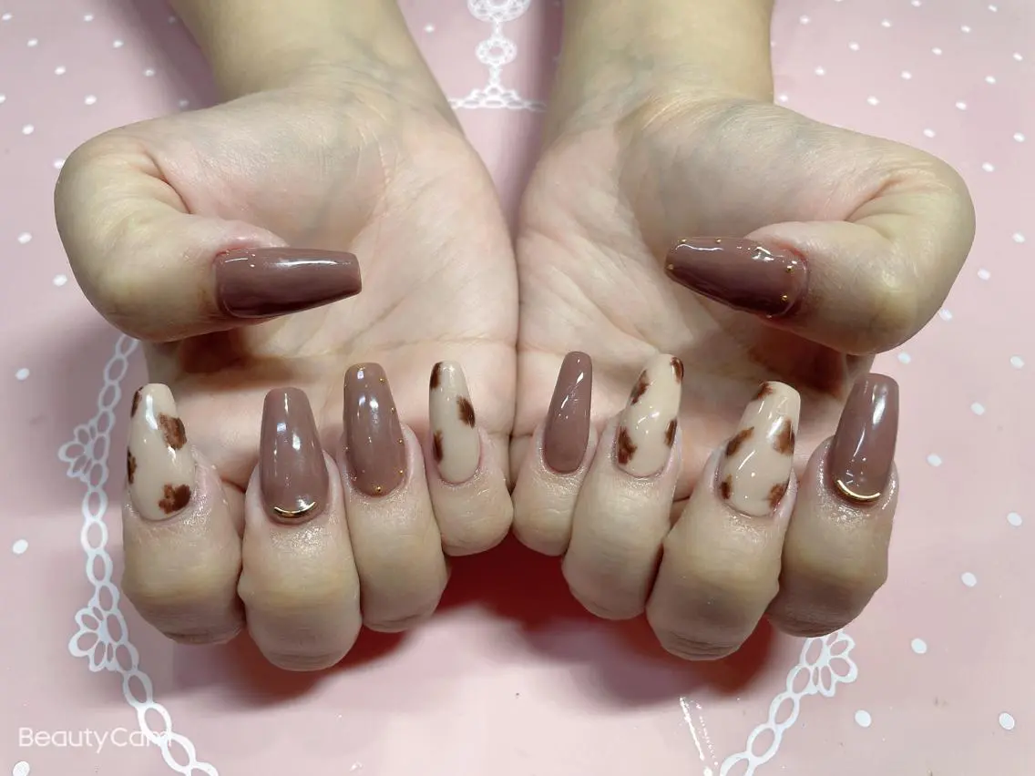 ミディアム ネイル ハンドネイル 《LB》ラブリエ Nail&eyeのマツエク・マツパデザイン
