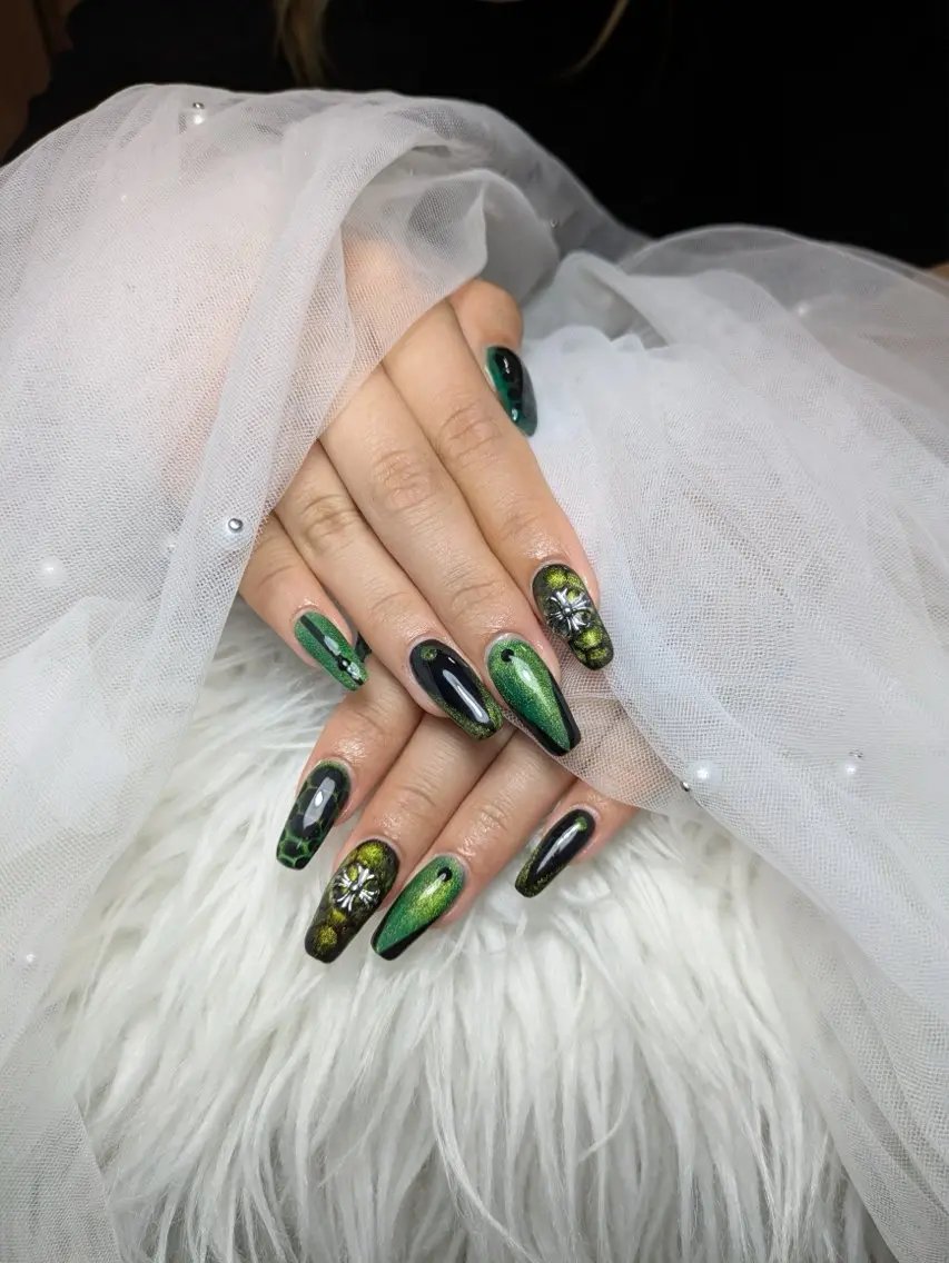 ネイル Queen Nail 柏店 クイーンネイルのネイルデザイン