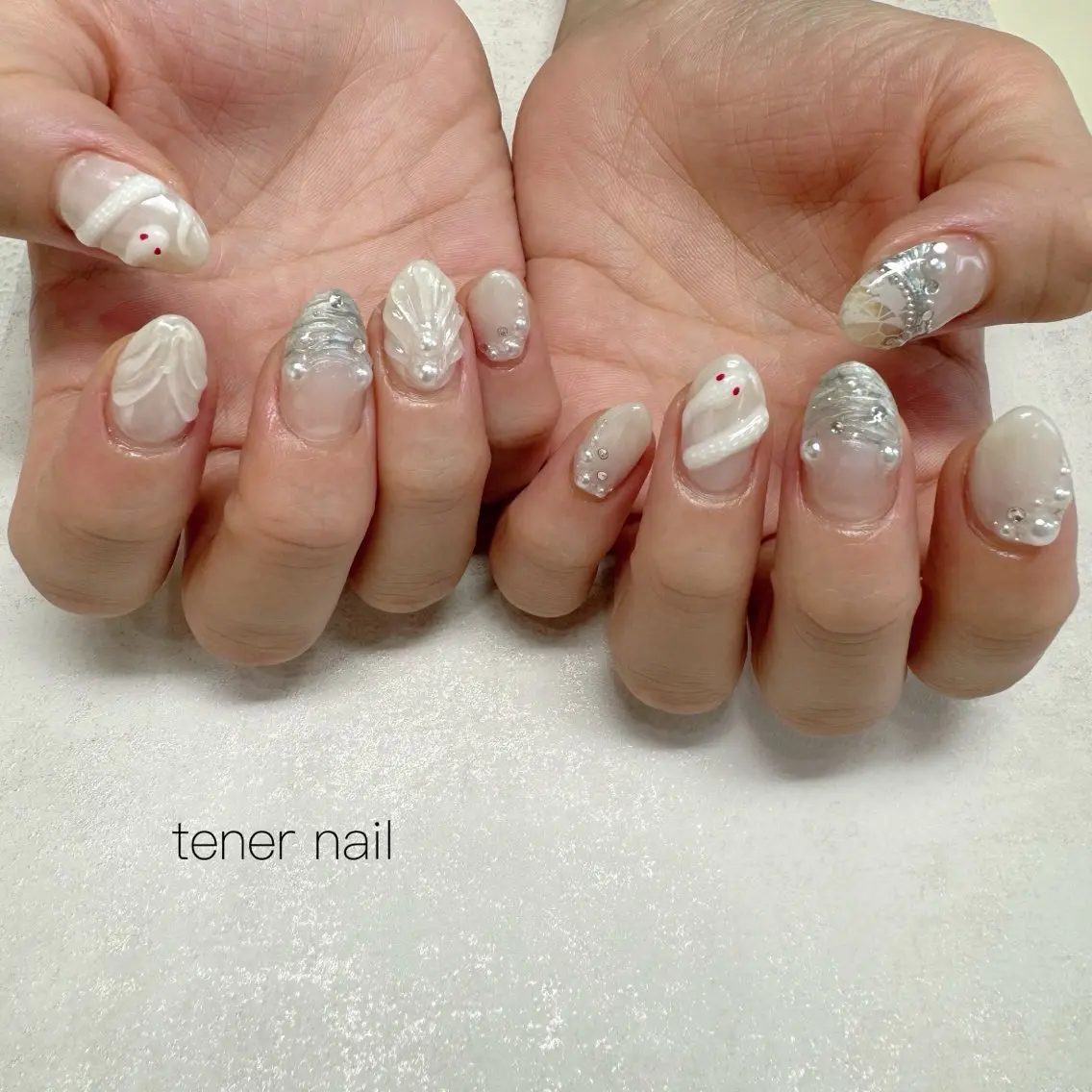 ネイル アートネイル シルバー ハンドネイル テネルネイル tener nailのネイルデザイン