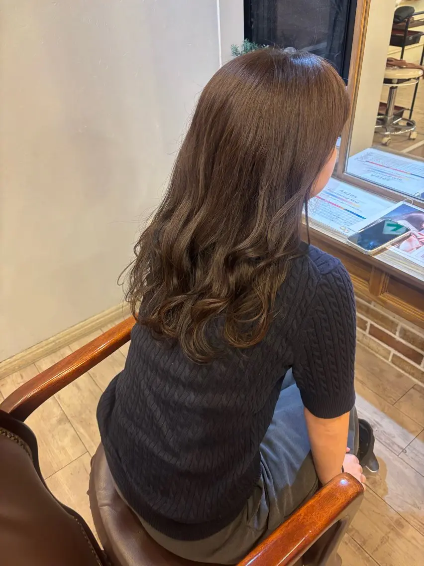 カラー 恩田 美波のヘアスタイル