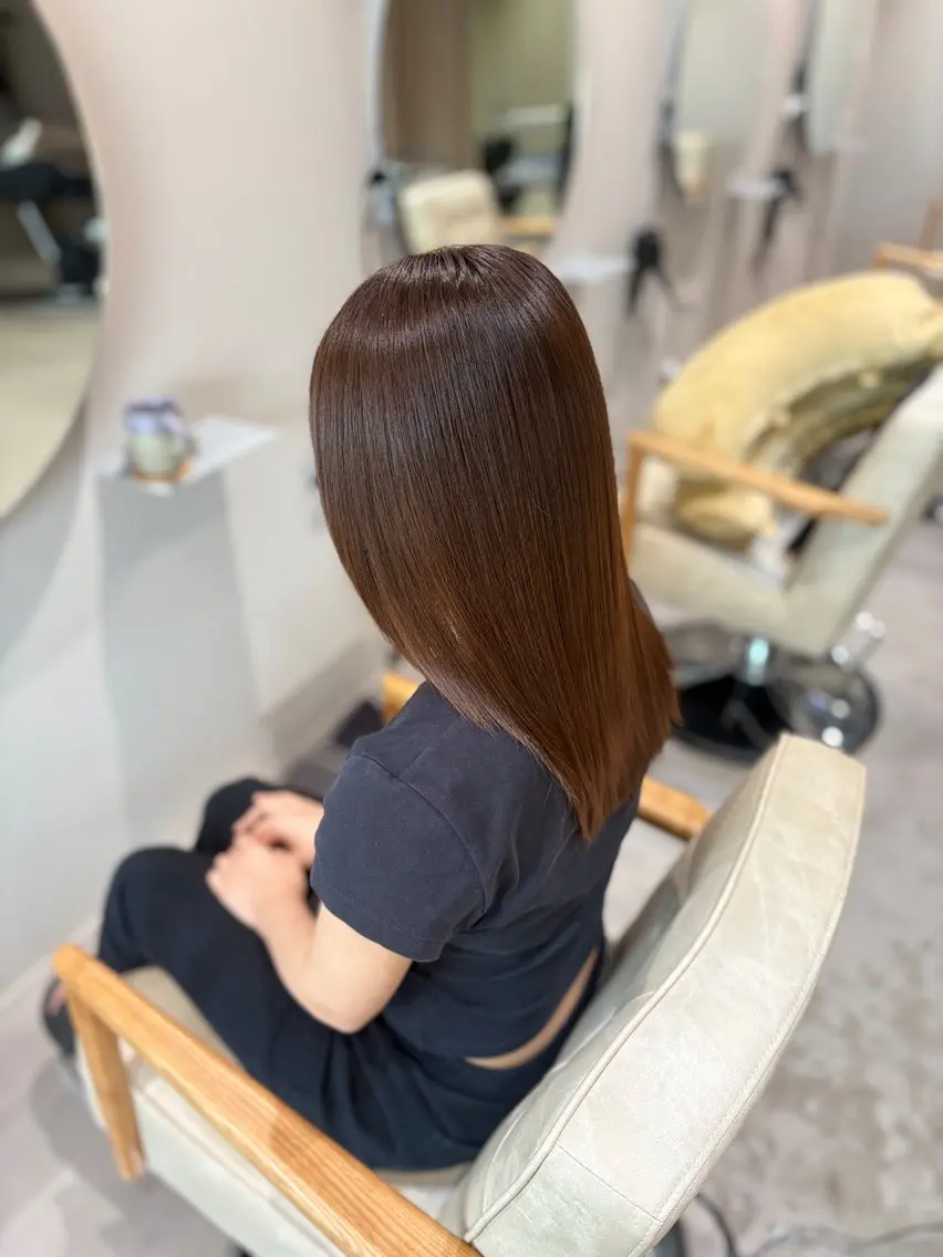 ミディアム トリートメント 井山 葵のヘアスタイル