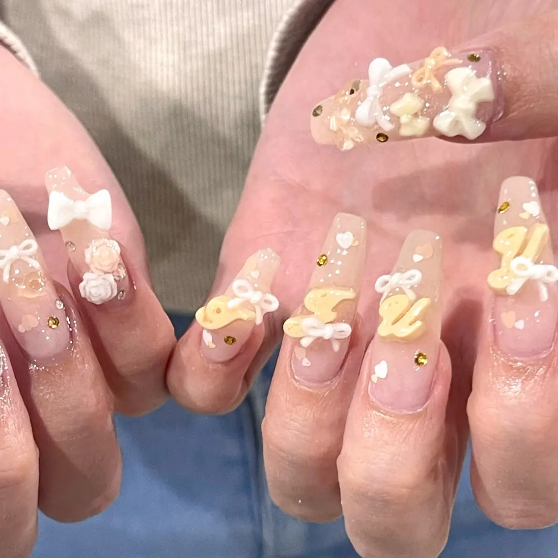 ネイル ハンドネイル 🧁fein. nana🩵のネイルデザイン