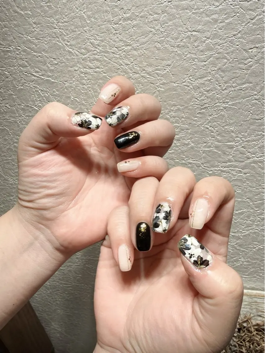 ネイル アートネイル フットネイル ジェルネイル ハート マグネットネイル babarla Nailのネイルデザイン