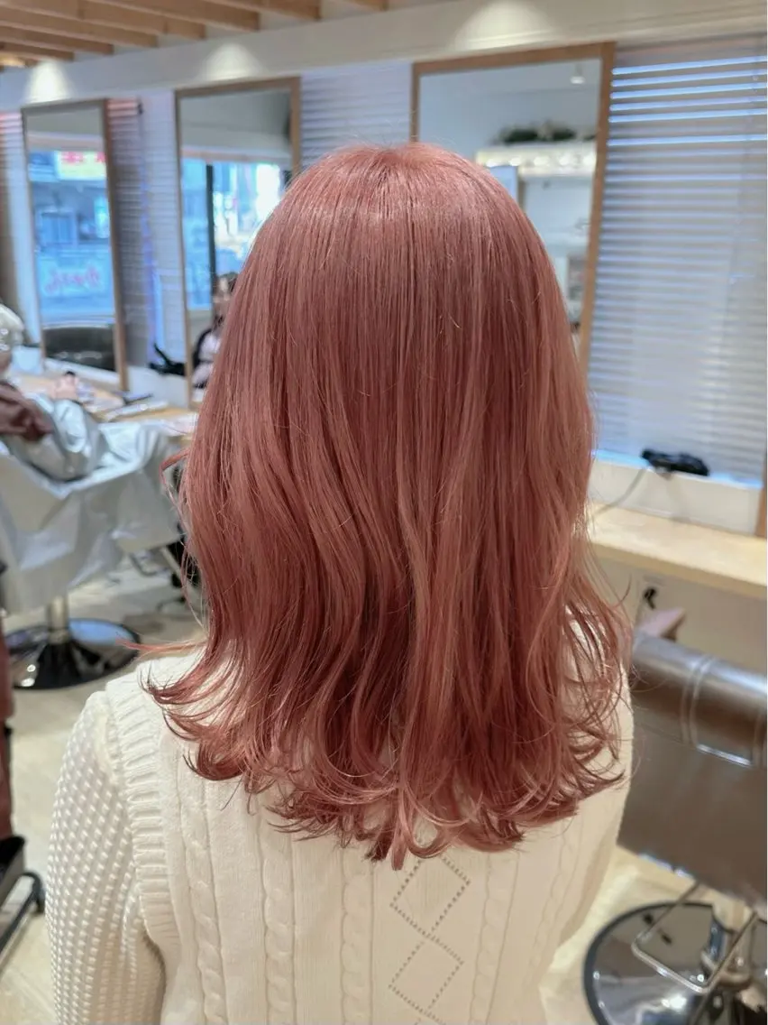 ミディアム カット ヘアカラー トリートメント 新宿 木下拓哉のヘアスタイル