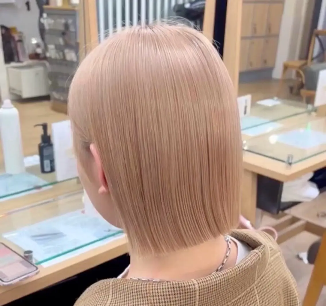 カラー 中嶋 優海のヘアスタイル