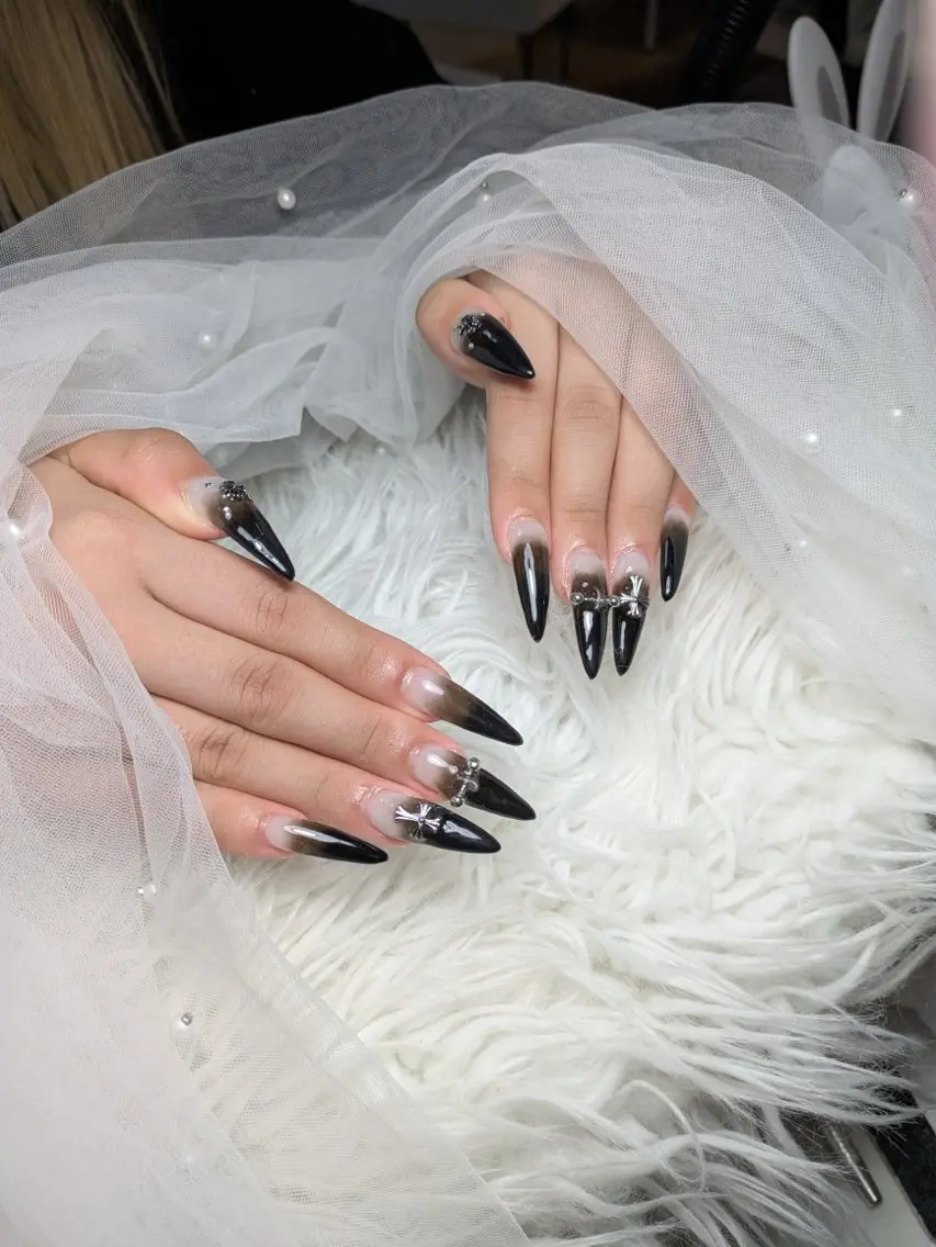 ネイル Queen Nail 柏店 クイーンネイルのネイルデザイン