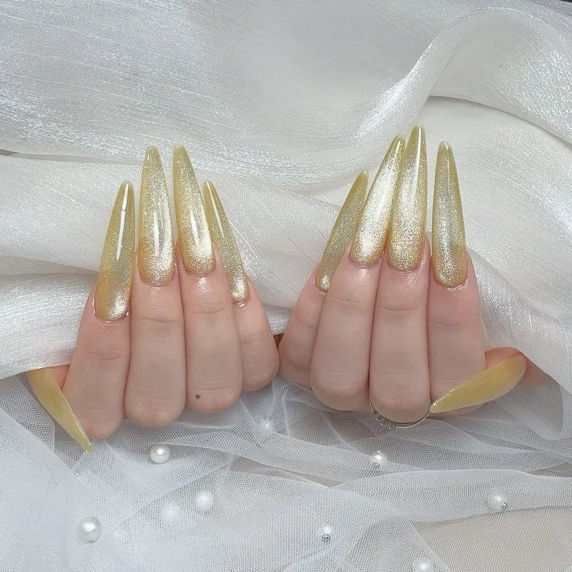 ネイル ENSalon 愛佳のネイルデザイン