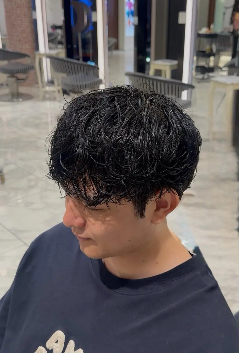 ショート パーマ メンズ メンズパーマ ニュアンスパーマ カット パーマ トリートメント 🐉men's|🎸 毛流れパーマ|綱島のヘアスタイル
