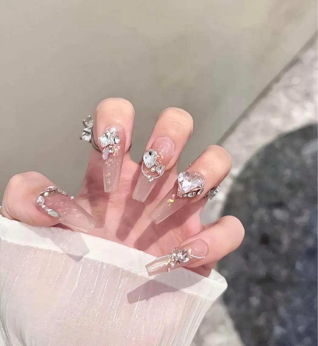 ネイル フレンチネイル ジェルネイル 韓国ネイル マグネットネイル マグネットフレンチ akina nailsのネイルデザイン