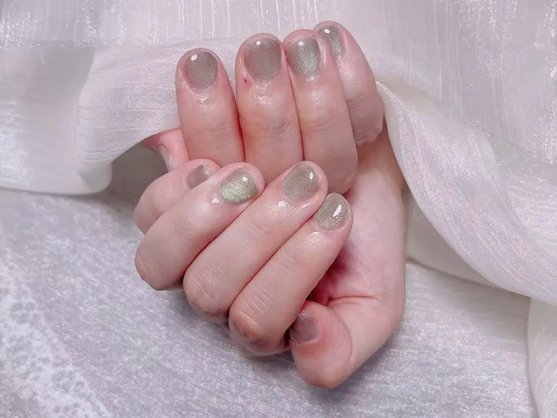 ネイル ハンドネイル Kari ネイルサロンのネイルデザイン