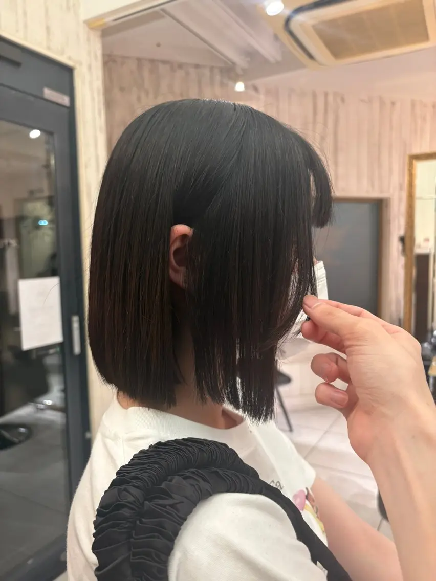 ミディアム 松井 悠希のヘアスタイル