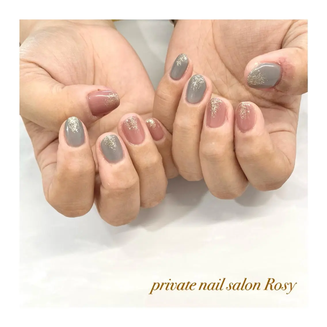 ネイル ラメ(グリッター) 🌹 𝕄𝕒𝕚のネイルデザイン