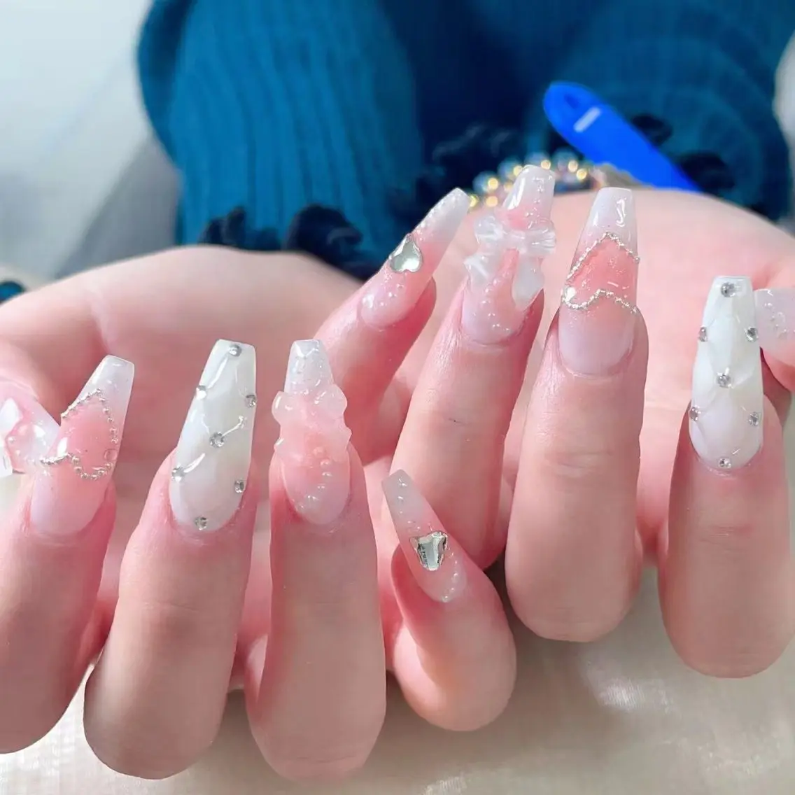 ネイル ハンドネイル Queens ひなのネイルデザイン