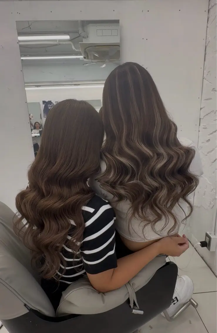 ロング HIMARI/栄 Roverのヘアスタイル