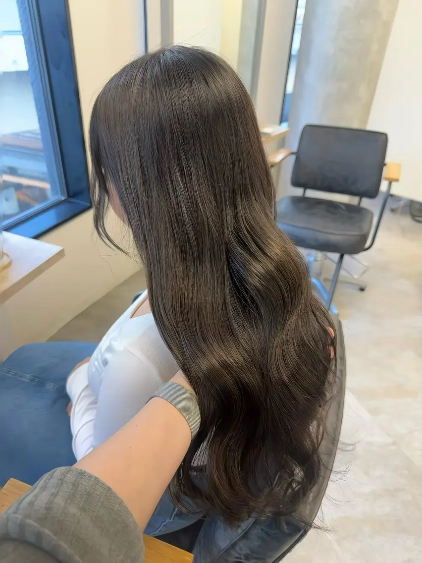 ロング カラー ヘアアレンジ カット ヘアカラー トリートメント Himawari♡ 柔らかいカラーのヘアスタイル