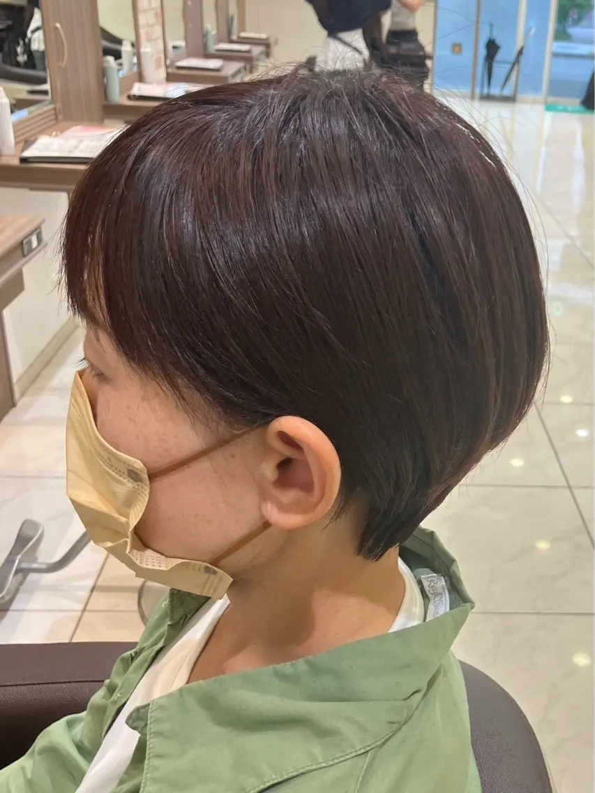 ショート ショートヘア ☂️Ash 新杉田☂️山本のヘアスタイル