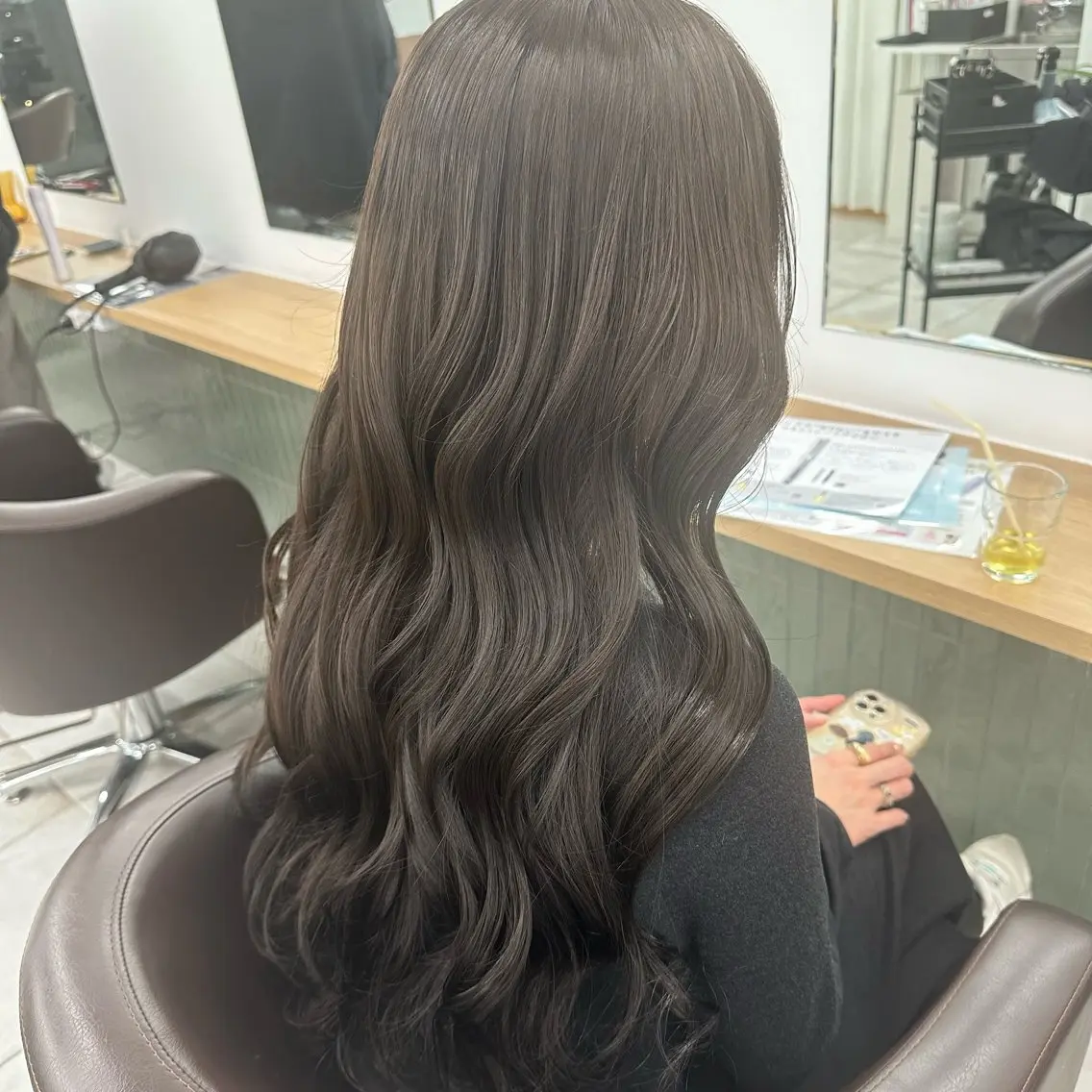 ロング カット ヘアカラー トリートメント ブリーチなし/レイヤ ー特化🌈Tommyのヘアスタイル