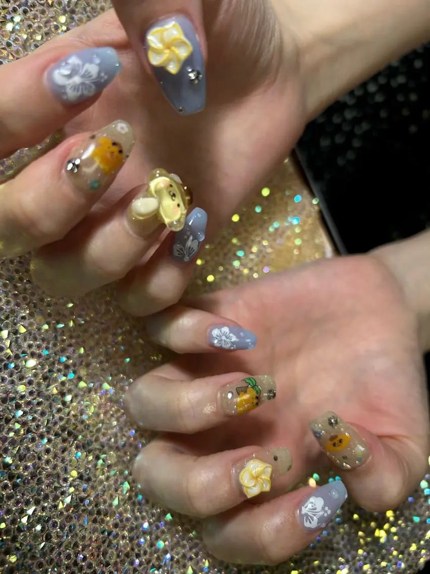 ネイル ハンドネイル 安藤 Charlotteのネイルデザイン