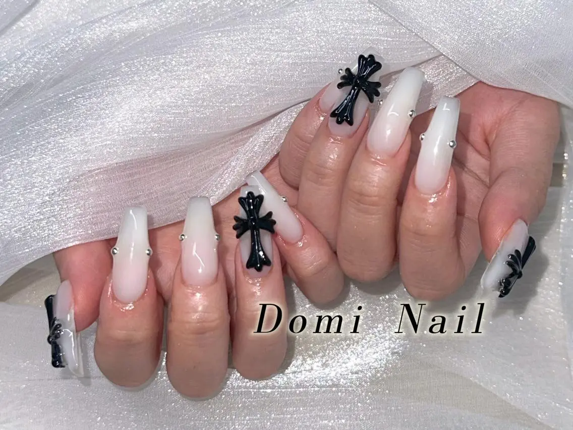 ネイル アートネイル ハンドネイル Domi Nail Salonのネイルデザイン