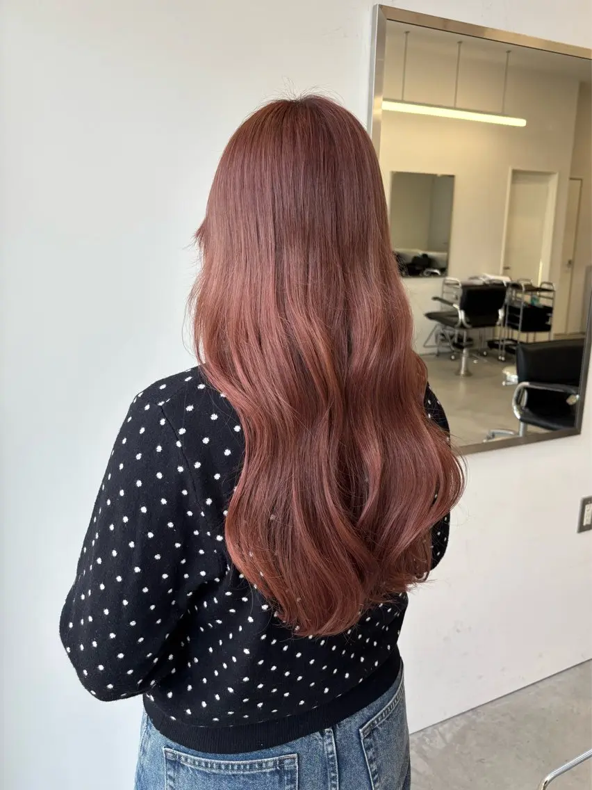 ロング 鶴町 桃香のヘアスタイル