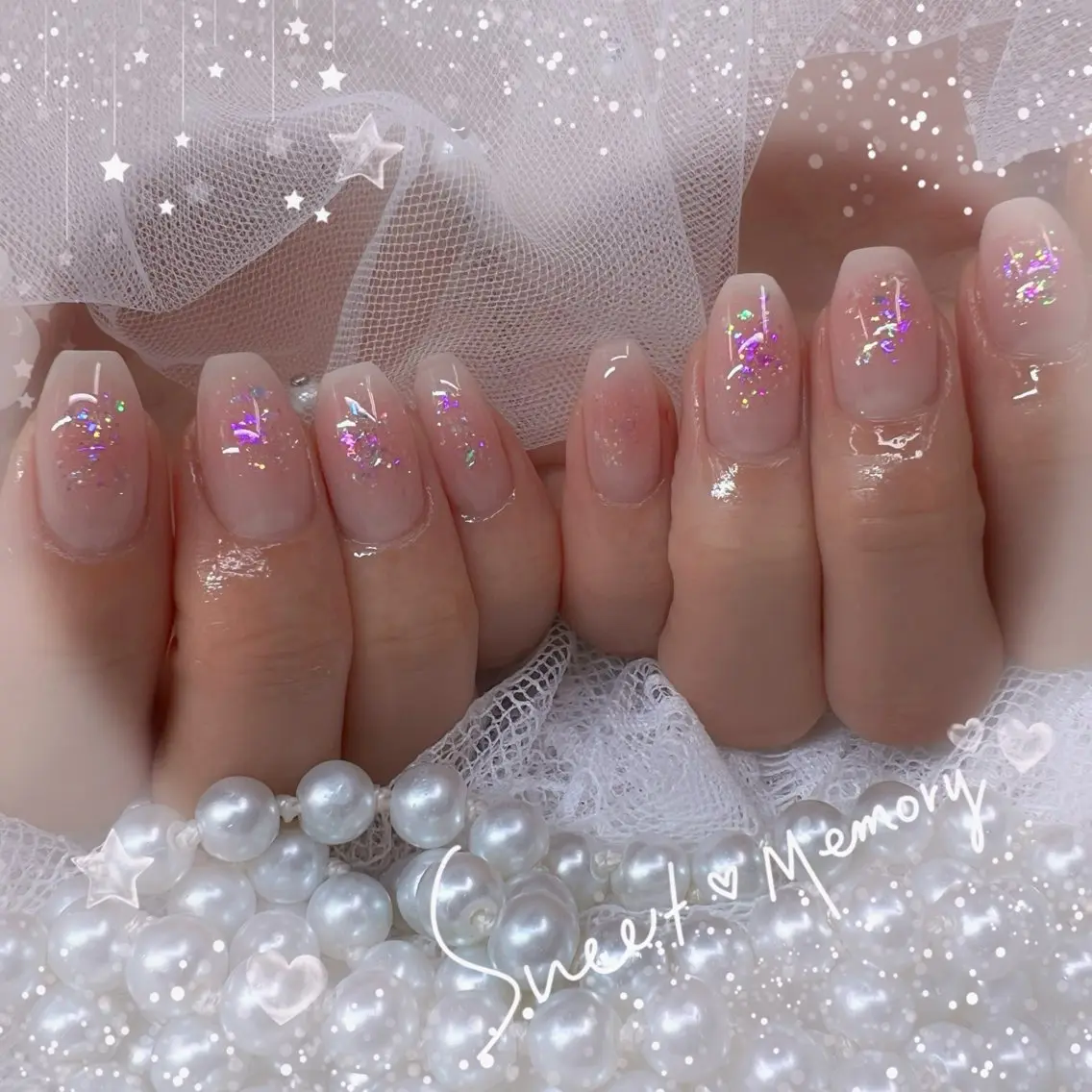 ネイル チークネイル フレンチネイル ガーリー ガラスフレンチ グラデーション Chill Nailsalonのネイルデザイン