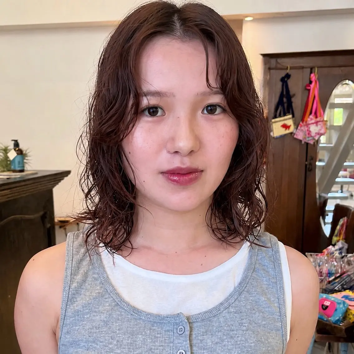 ミディアム パーマ ミディアムパーマ レイヤーカット カット パーマ 【中村公園】小山 蒼生のヘアスタイル