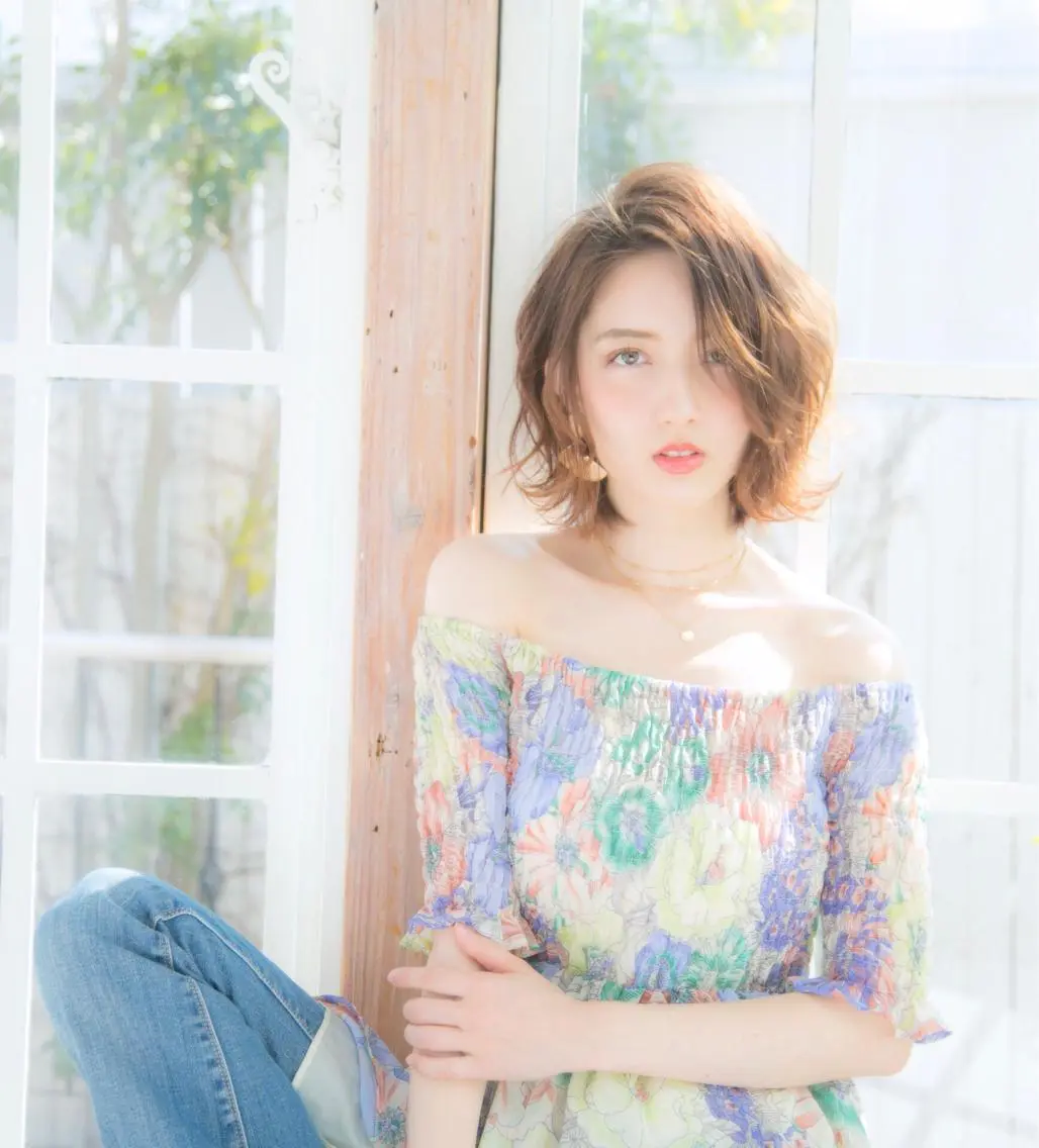 ミディアム ヘアカラー 代表山口ひな 髪質改善のプロのヘアスタイル