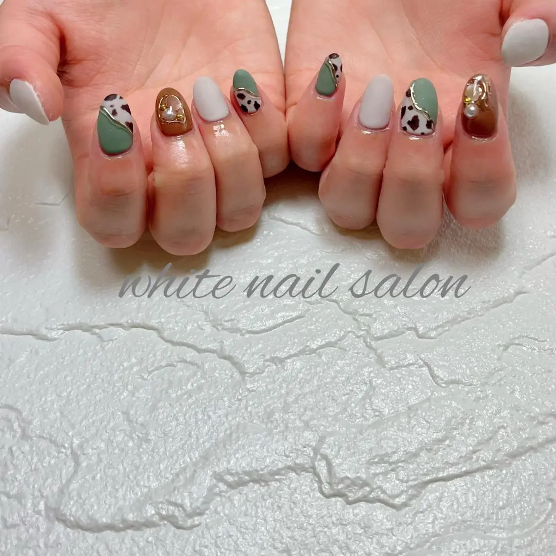 ネイル フットネイル ジェルネイル ハードジェル ラメ(グリッター) 持ち込み ハンドネイル white nail salonのネイルデザイン
