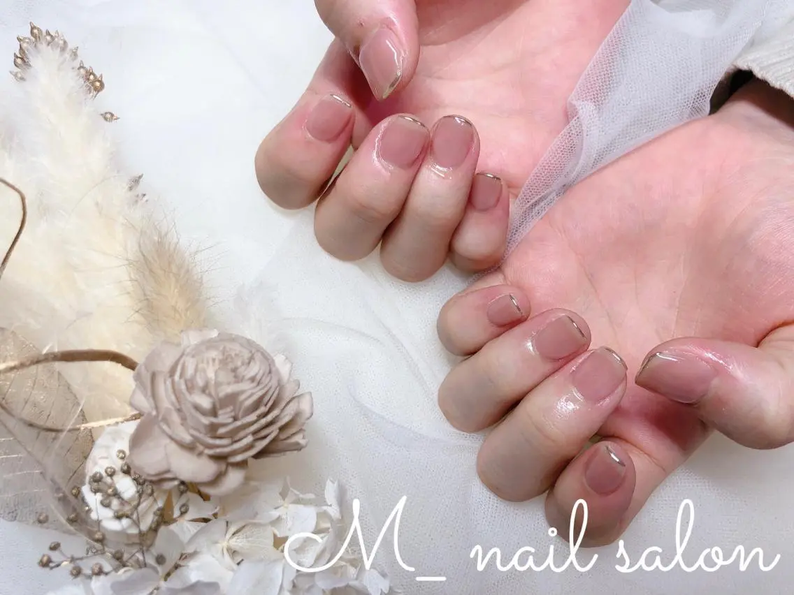 ネイル シンプルネイル M_ nail salonのネイルデザイン