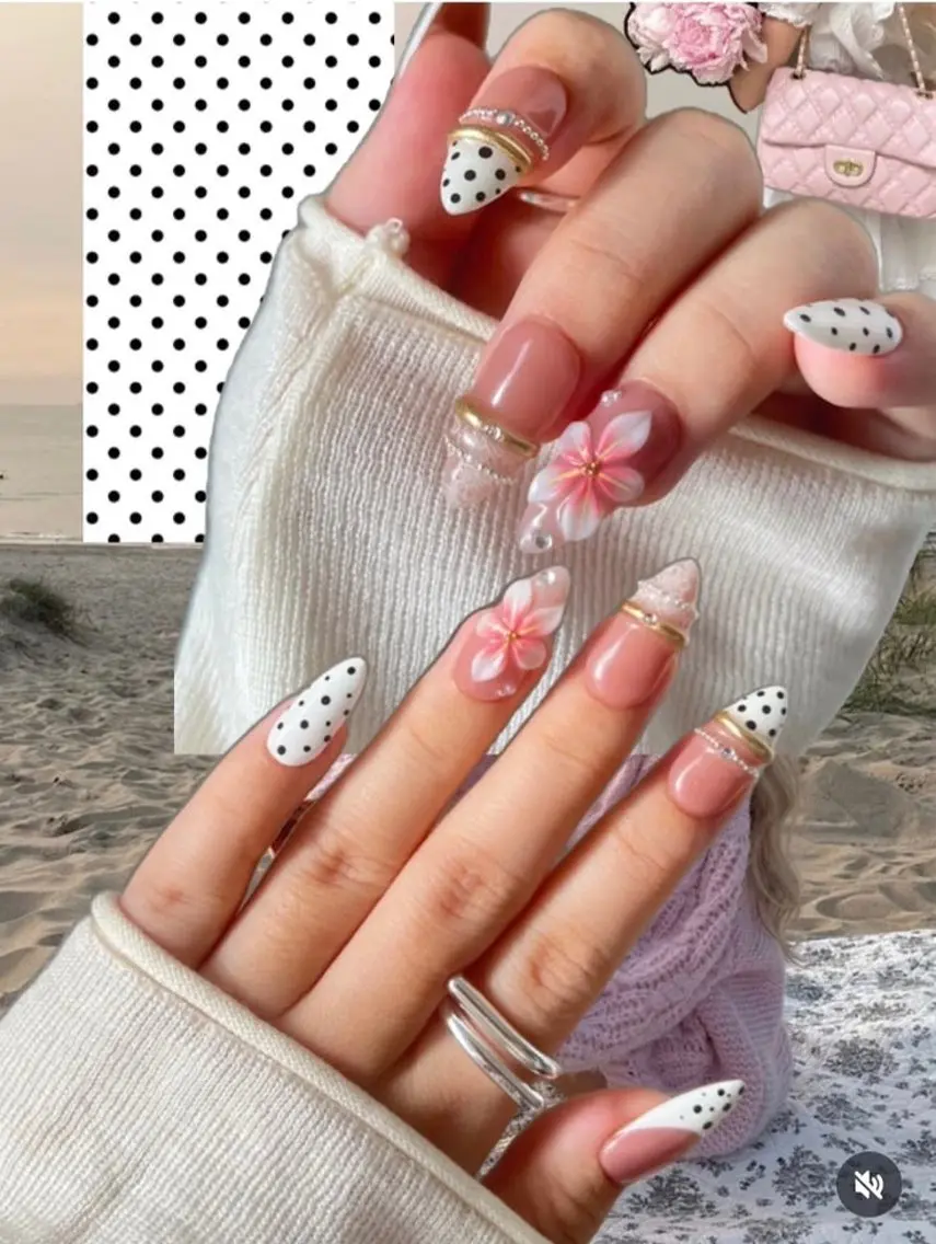 ネイル アートネイル ジェルネイル 韓国ネイル ニュアンスネイル 夏ネイル ハンドネイル Umee Nailのネイルデザイン