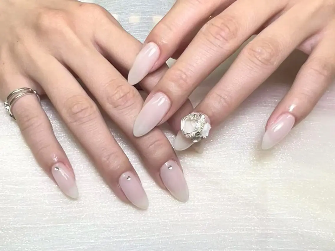 ネイル ハンドネイル ハンドケア PIPPY NAILS新宿のネイルデザイン