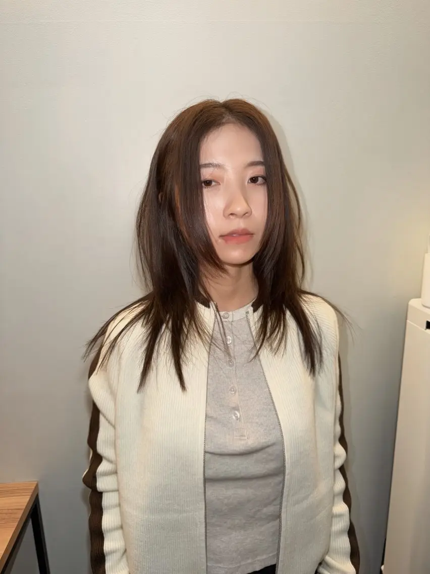 セミロング カラー ブラウンカラー 🫧カラーモデル募集 🫧Hiyuのヘアスタイル