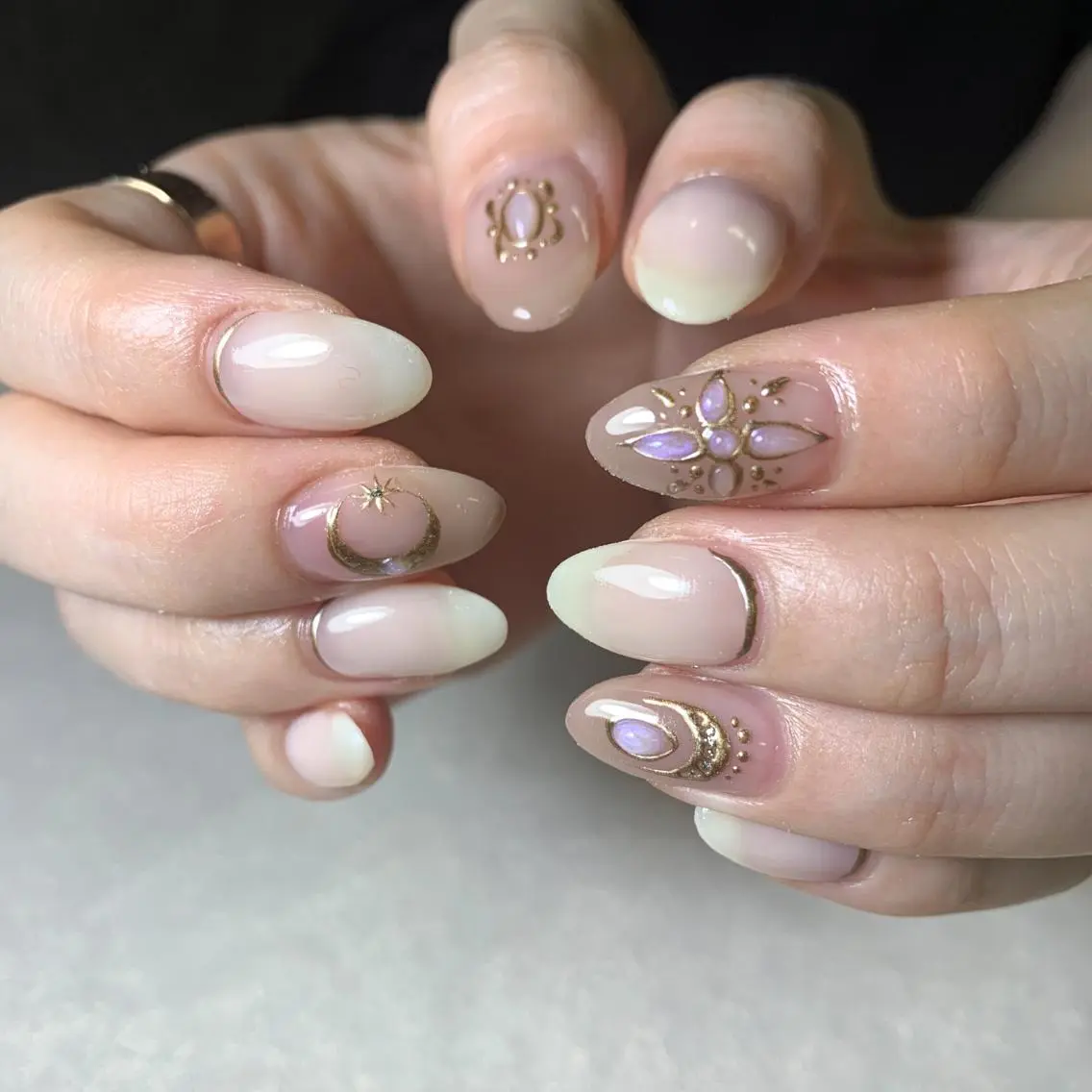 ネイル ハンドネイル FIORITURA aiのネイルデザイン