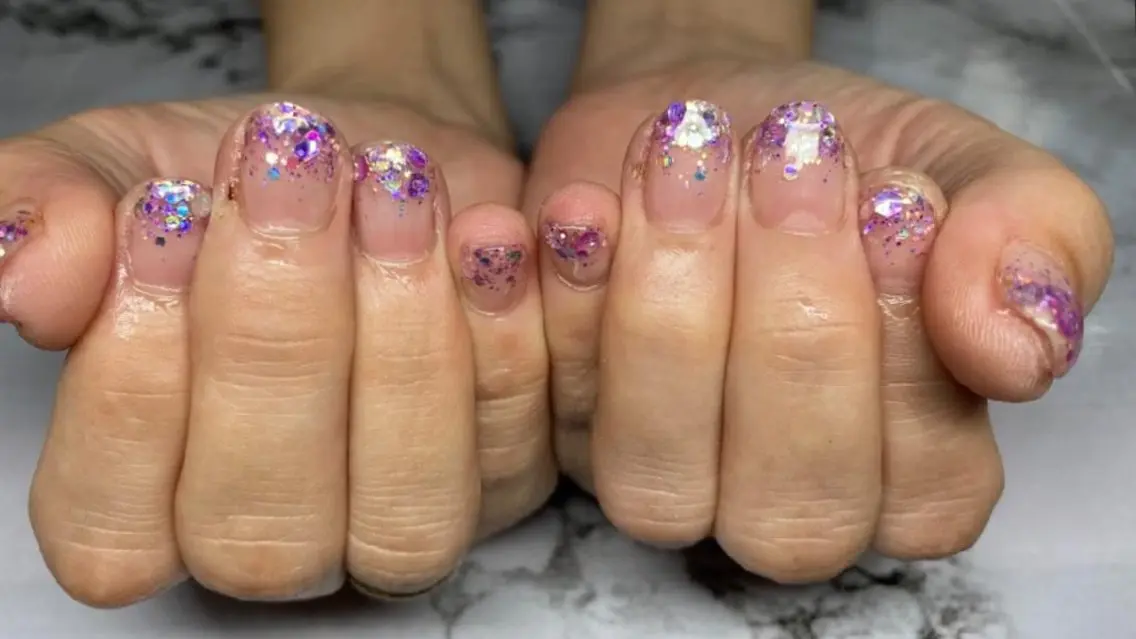 ネイル ラメ(グリッター) Nailsalon AMAのネイルデザイン