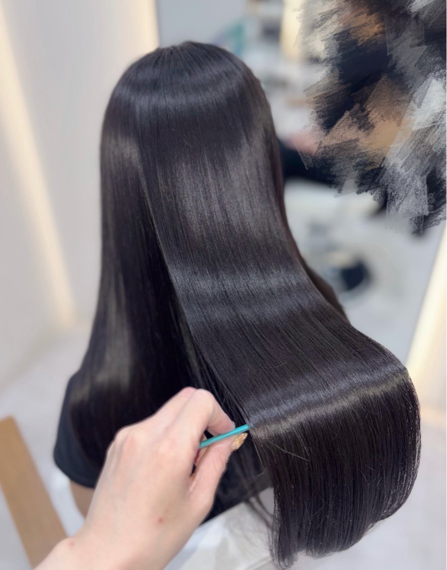 ロング カラー 黒髪 韓国風ヘア カット ヘアカラー トリートメント 艶髪・透明感カラー・ 韓国ヘア・Yuriのヘアスタイル