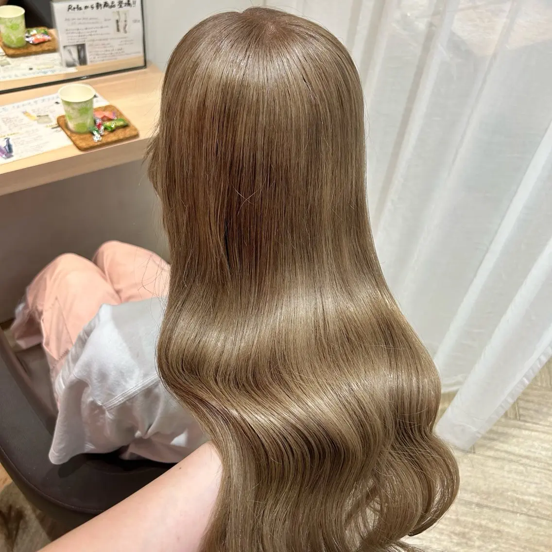ロング カラー カット ヘアカラー 砂野 真璃奈のヘアスタイル