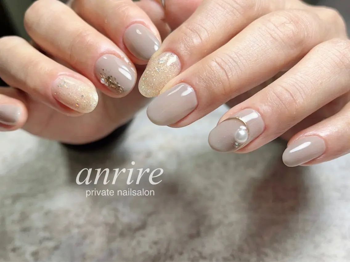 ネイル キラキラネイル ラメ(グリッター) ミラーネイル オフィスネイル シンプルネイル ハンドネイル nailsalon anrireのネイルデザイン
