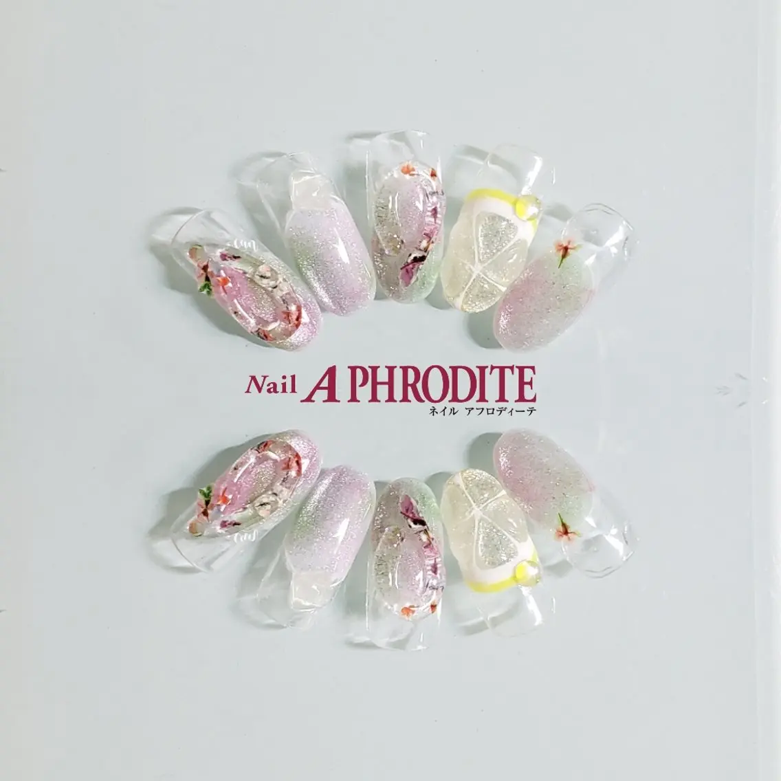 ネイル ジェルネイル ニュアンスネイル スカルプネイル ソフトジェル ネイルチップ ハンドネイル Nail Aphroditeのネイルデザイン