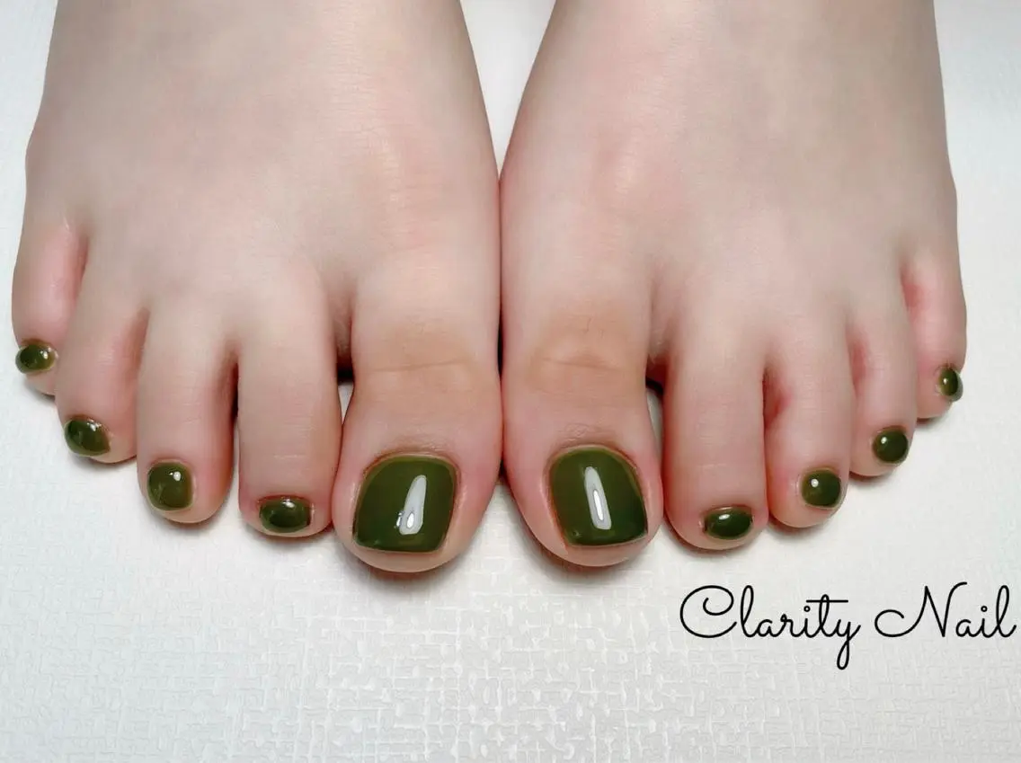 ネイル フットネイル ワンカラーネイル フットネイル Clarity Nailのネイルデザイン