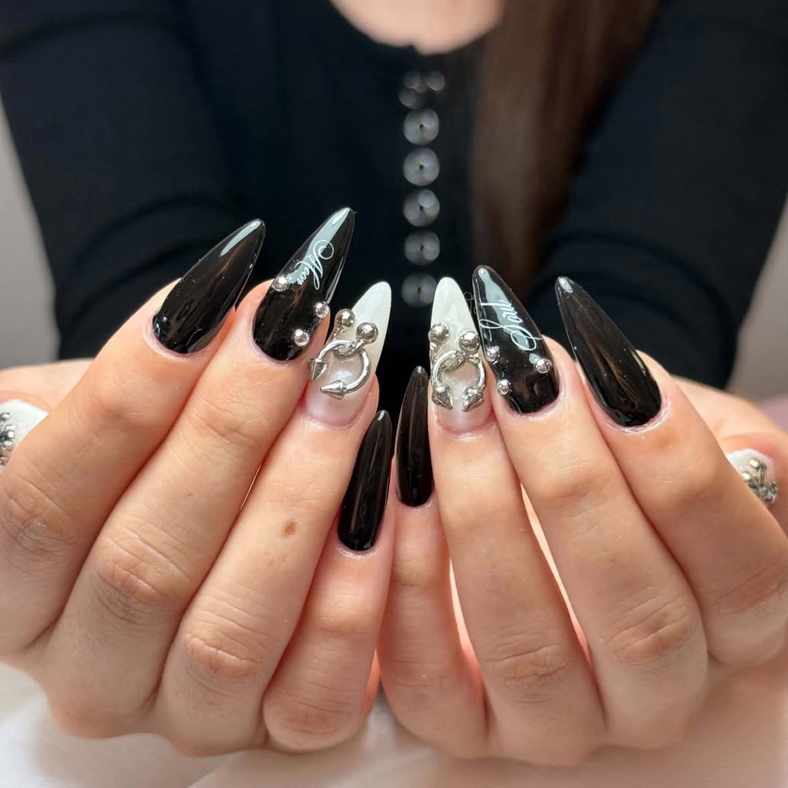 ネイル 長さ出し フレンチネイル 韓国ネイル マグネットネイル ミラーネイル ハンドネイル kiwami305 nail salonのネイルデザイン