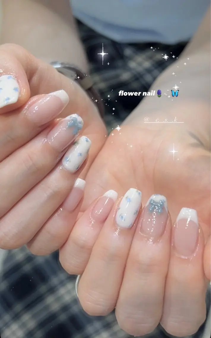 ネイル クリアネイル リボン ホワイト ハンドネイル 🎀チーク/ちゅるん 🫧chisa🎀のネイルデザイン