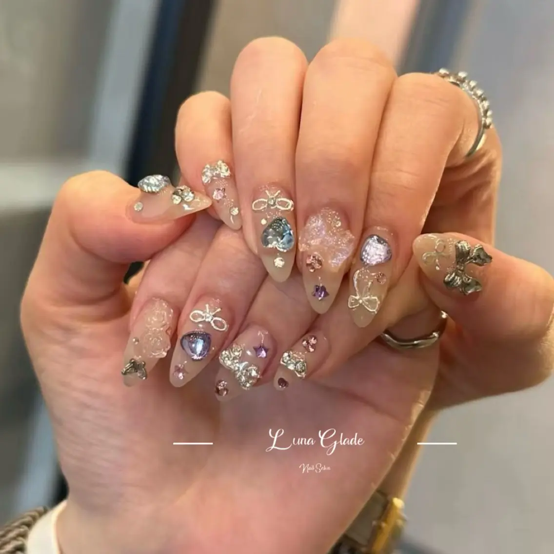 ネイル ハンドネイル Luna Gladeのネイルデザイン